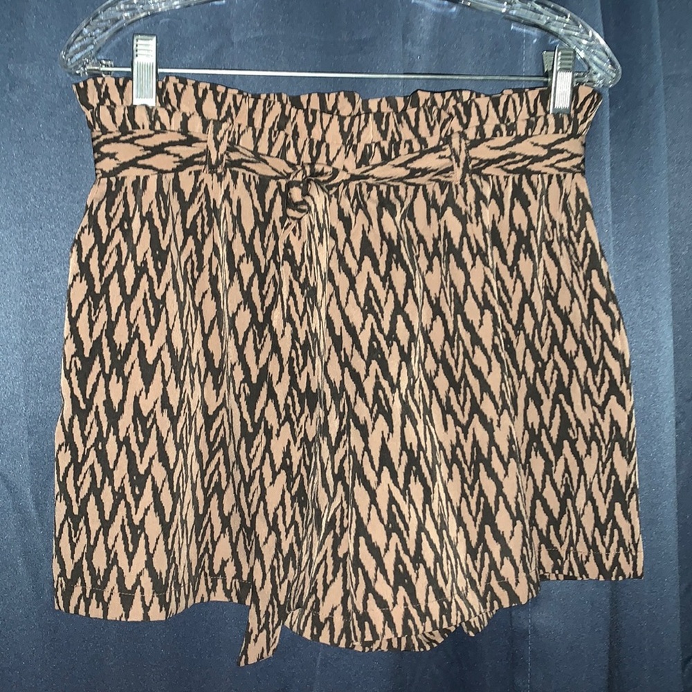Women’s Sanctuary Brown & Black Print Shorts, Size Large